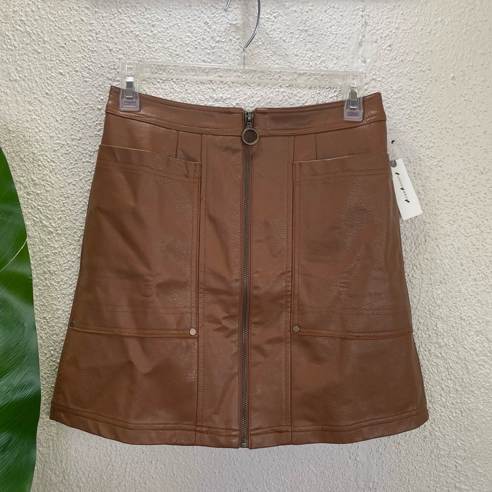 Anthropologie Brown Faux Leather Mini Skirt Y2K Minimalist Preppy Size 4 NWT - Picture 2 of 7